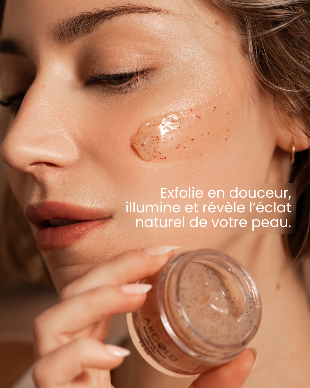 Rose Exfoliating Mask